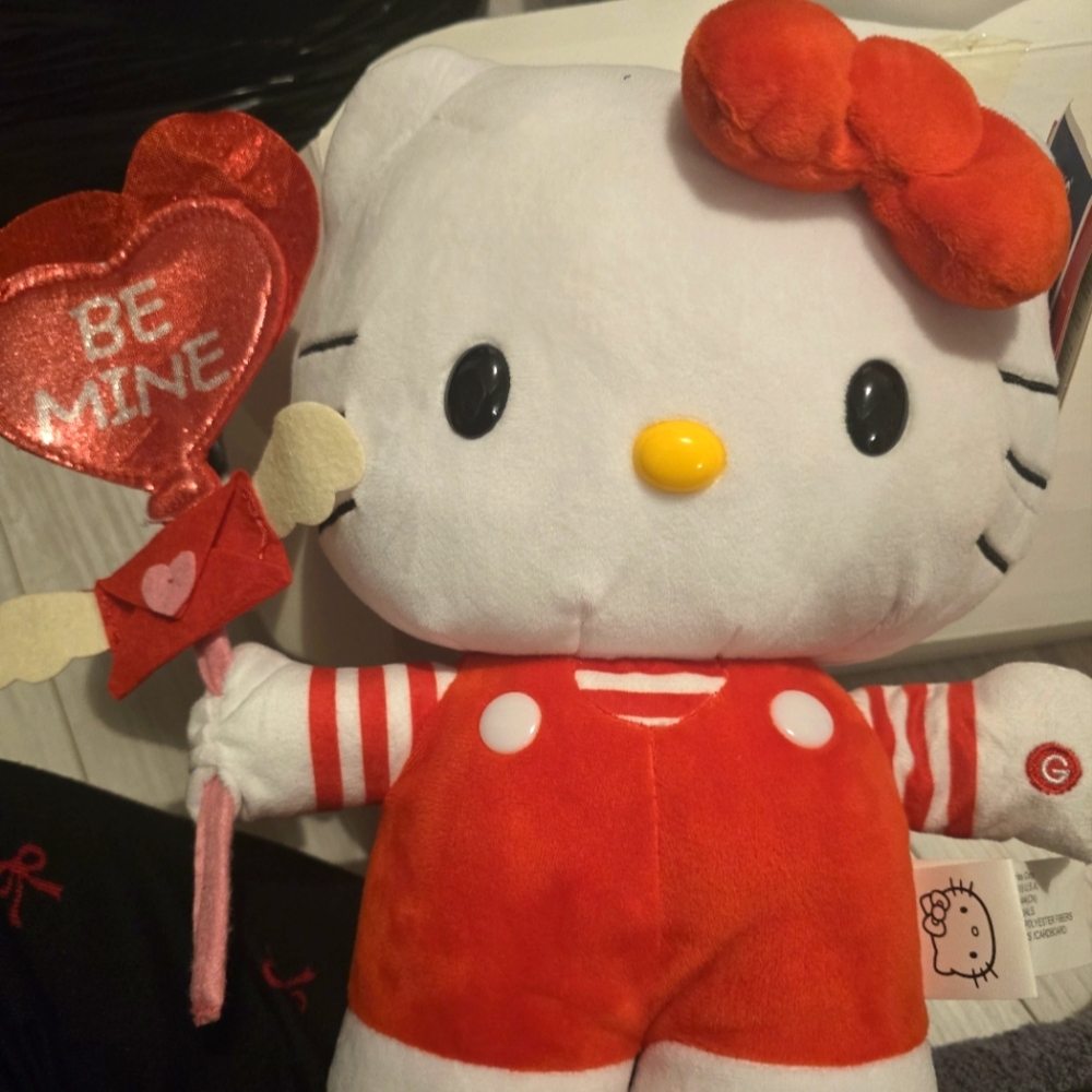 Hello Kitty Valentine's Plush with Heart